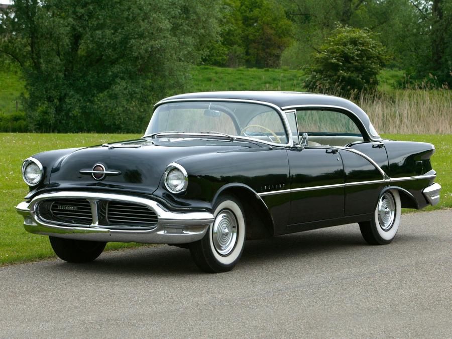  Oldsmobile Super 88 Holiday Sedan 1956 года  (фото 2 из 2)